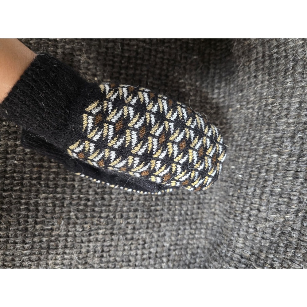 Handmade Goat Down Wool Mittens Winter Warm Fair Isle Pattern Black Unisex